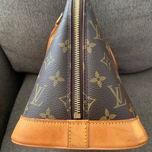Louis Vuitton Alma Pm - Picture 10 of 12